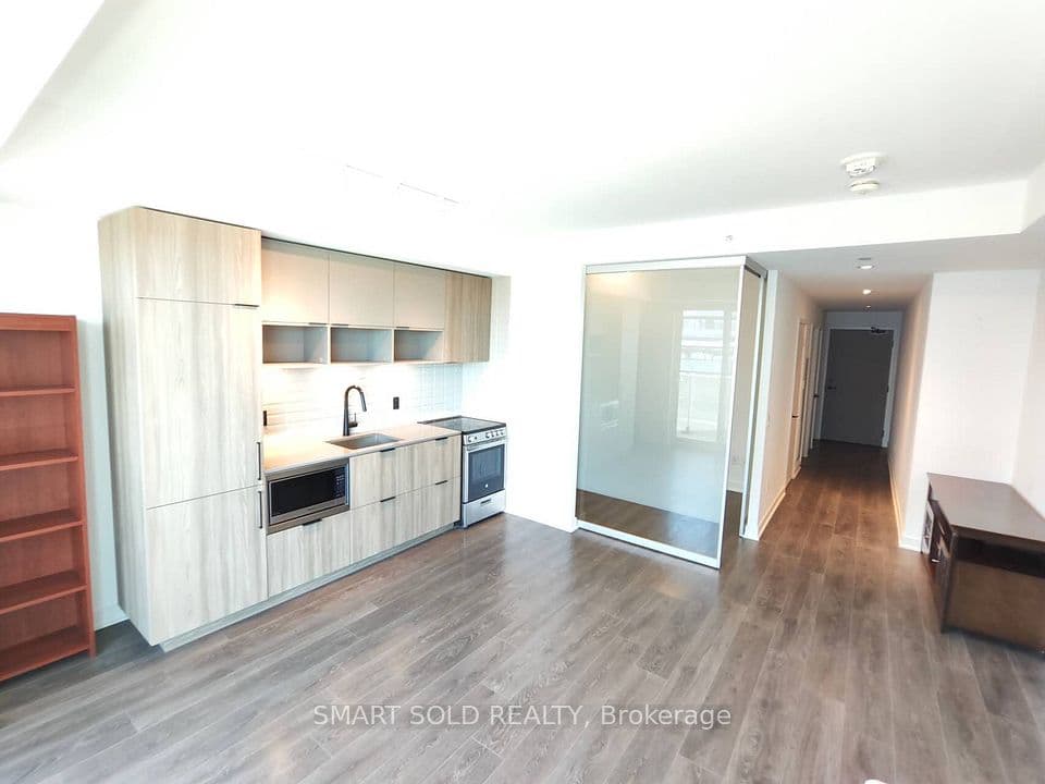 60 Tannery Road 905, Toronto, ON M5A 0S8 – photo 3