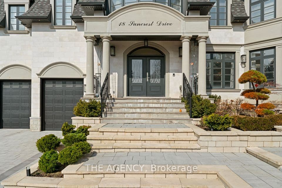 18 Suncrest Drive, Toronto, ON M3C 2L2 – photo 3