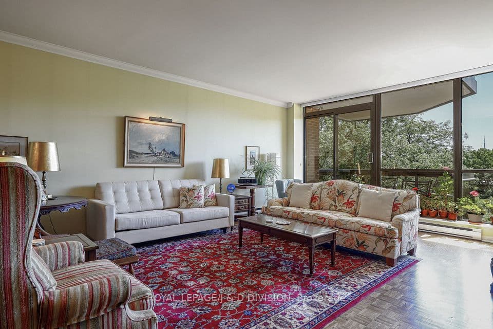 407 Walmer Road 401, Toronto, ON M5R 3N2 – photo 2