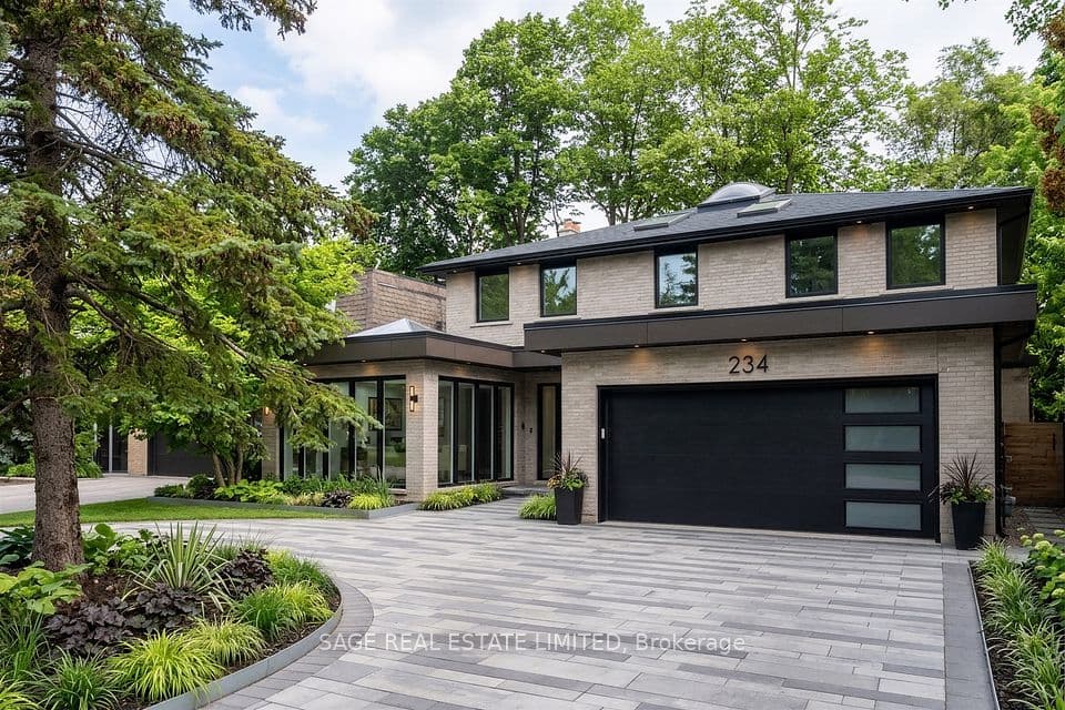 234 York Mills Road, Toronto, ON M2L 1L1 – main photo