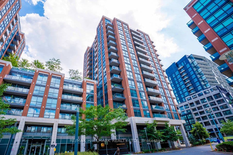 31 Tippett Road 905, Toronto, ON M3H 0C8 – main photo