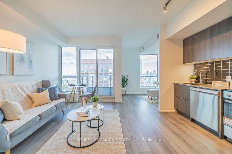 395 Bloor Street E 5001, Toronto, ON M4W 0B4 – main photo