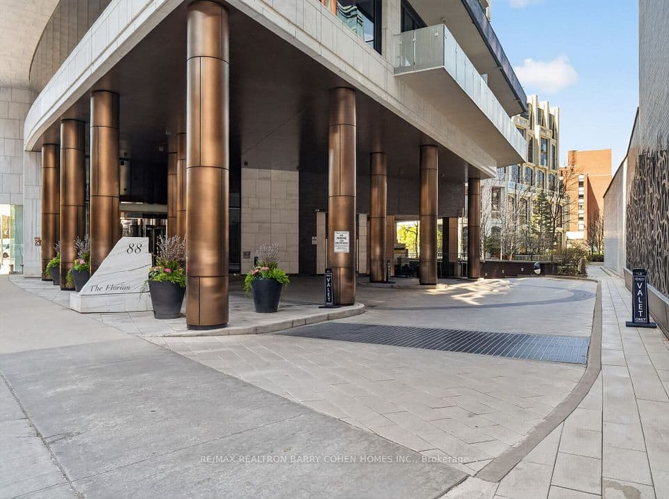 88 Davenport Road 1202, Toronto, ON M5R 0A5 – photo 2