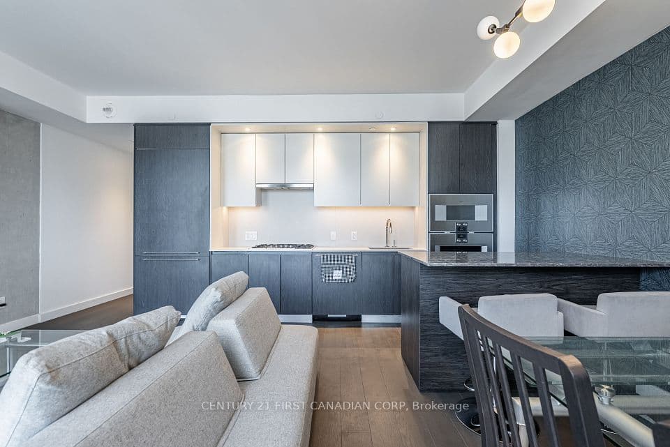 81 Wellesley Street E 1405, Toronto, ON M4Y 0C5 – photo 3