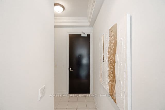 20 Burkebrook Place 502, Toronto, ON M4G 0A1 – photo 2