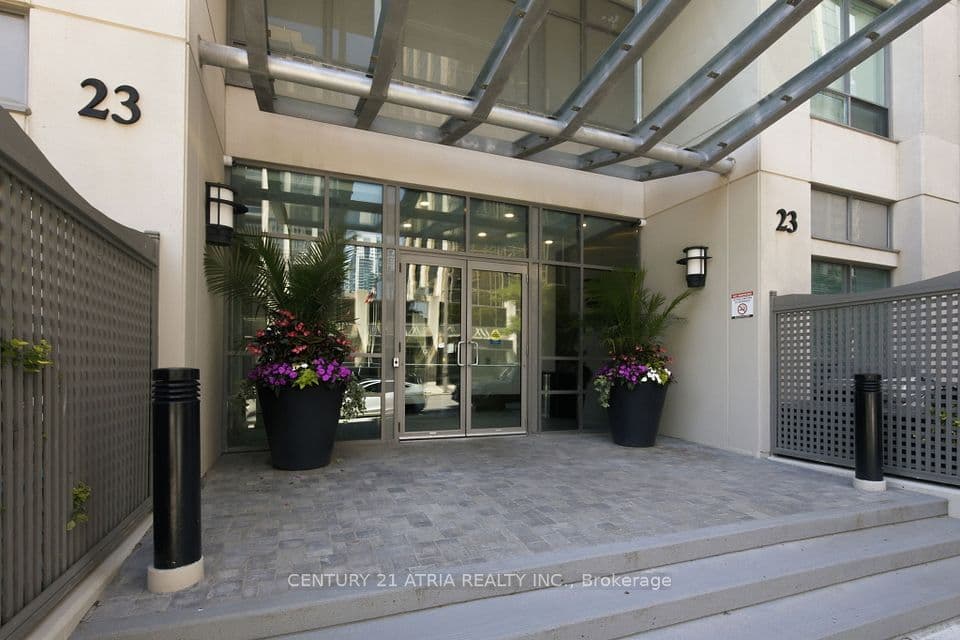 23 Hollywood Avenue PH202, Toronto, ON M2N 7L8 – photo 2