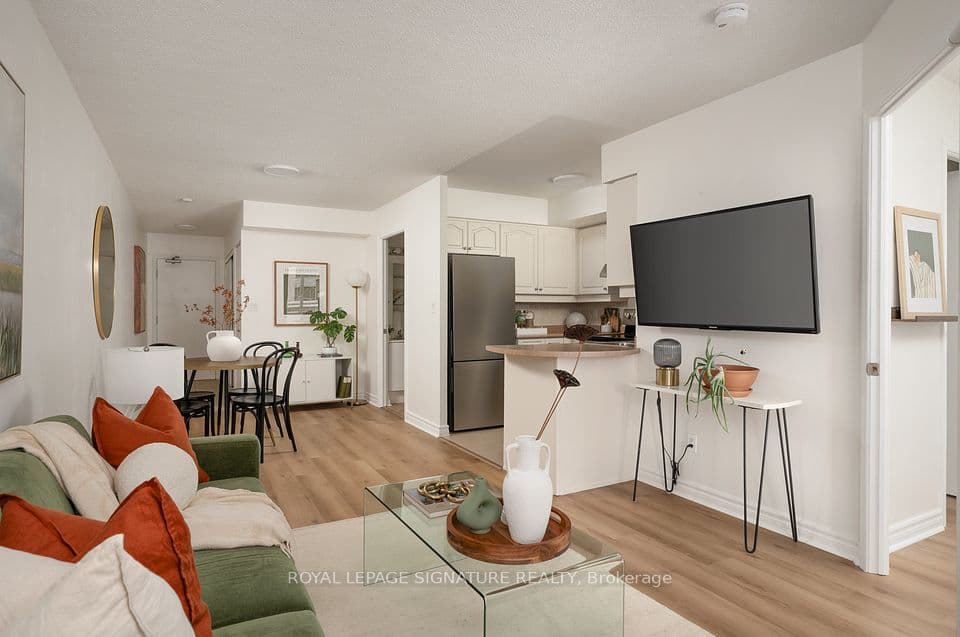 2 Rean Drive 306, Toronto, ON M2K 3B8 – photo 3