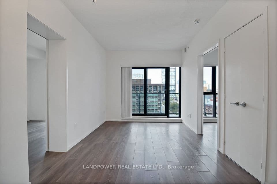 159 Dundas Street E 1107, Toronto, ON M5B 0A9 – photo 2