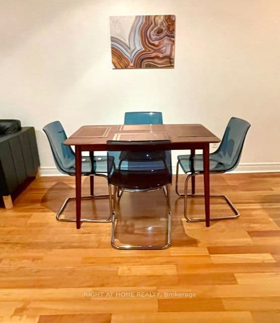 100 Hayden Street 701, Toronto, ON M4Y 3C7 – photo 3