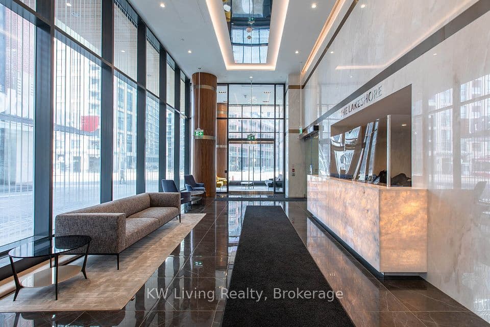 19 Bathurst Street 1006, Toronto, ON M5V 0N2 – photo 3