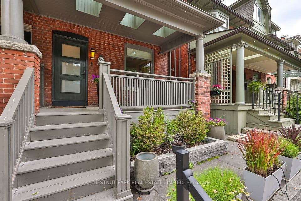 92 Balmoral Avenue, Toronto, ON M4V 1J4 – photo 2