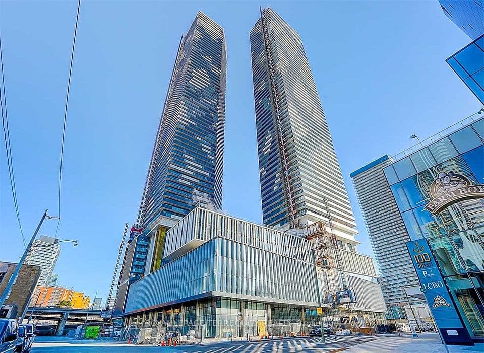 138 Downes Street 3215, Toronto, ON M2E 0E4 – main photo
