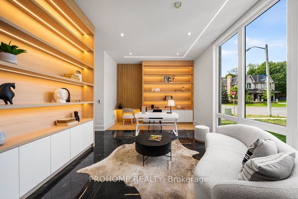 15 Aldershot Crescent, Toronto, ON M2P 1L7 – photo 3