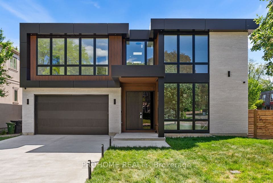 15 Aldershot Crescent, Toronto, ON M2P 1L7 – main photo