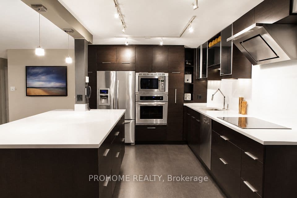 45 Carlton Street 1901, Toronto, ON M5B 2H9 – photo 2
