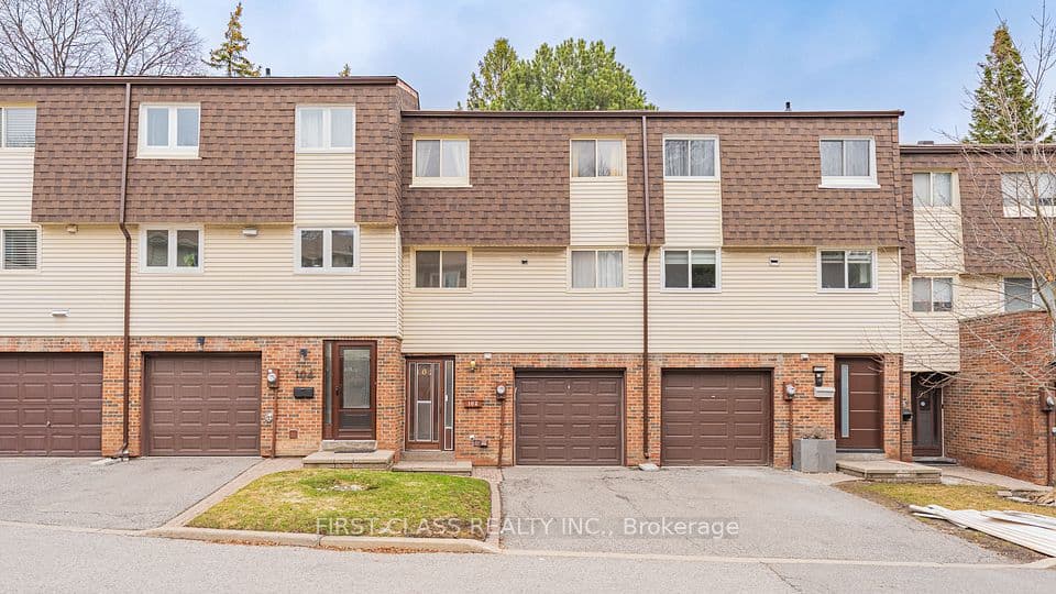 102 Jenny Wrenway Way, Toronto, ON M2H 2Z2 – main photo