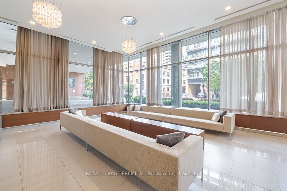 112 George Street S430, Toronto, ON M5A 2M5 – photo 3