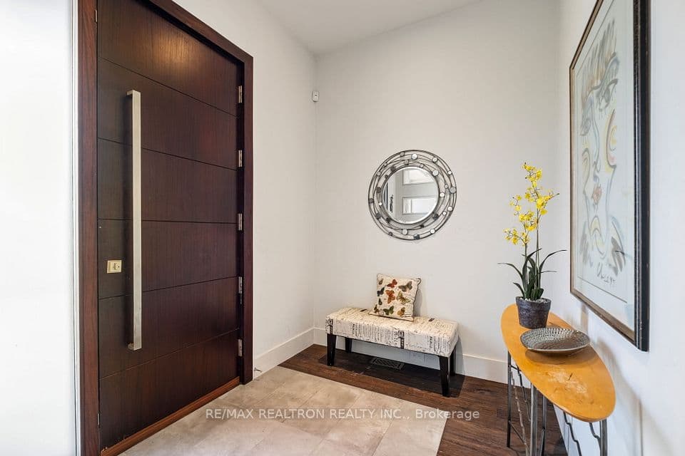 494 Atlas Avenue, Toronto, ON M6C 3R3 – photo 3