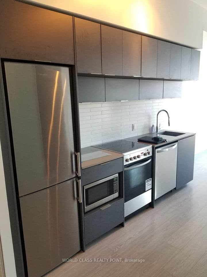 181 Dundas Street E 4702, Toronto, ON M5A 0N5 – photo 2