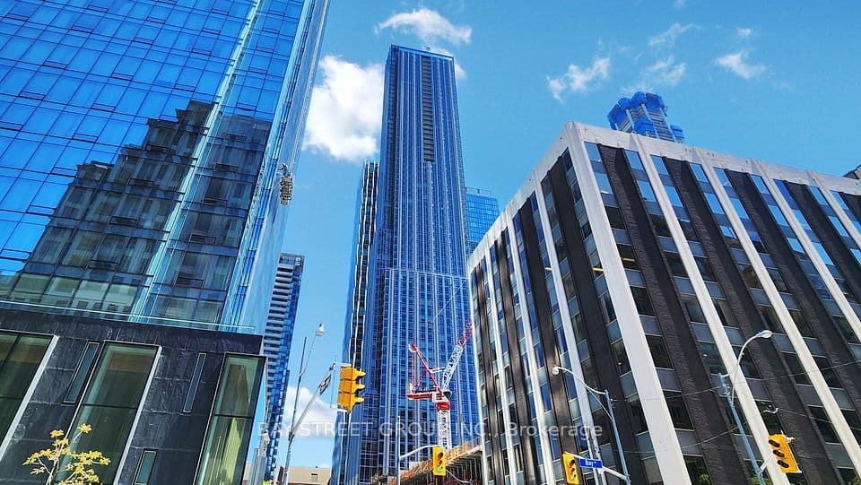 11 Yorkville Avenue 2312, Toronto, ON M4W 0B7 – photo 2