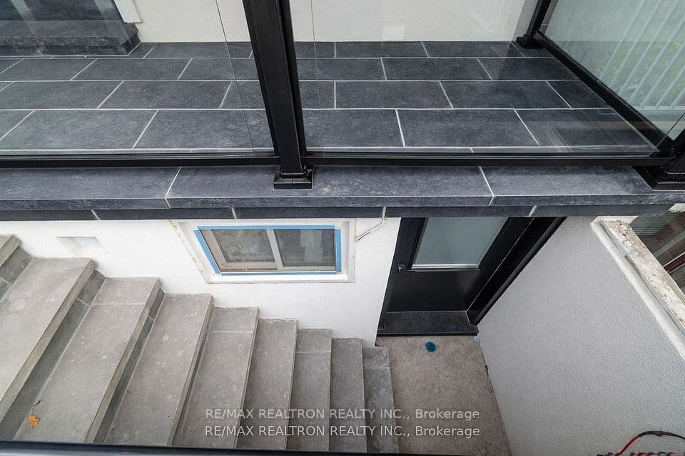 283 Euclid Avenue, Toronto, ON M6J 2K1 – photo 3