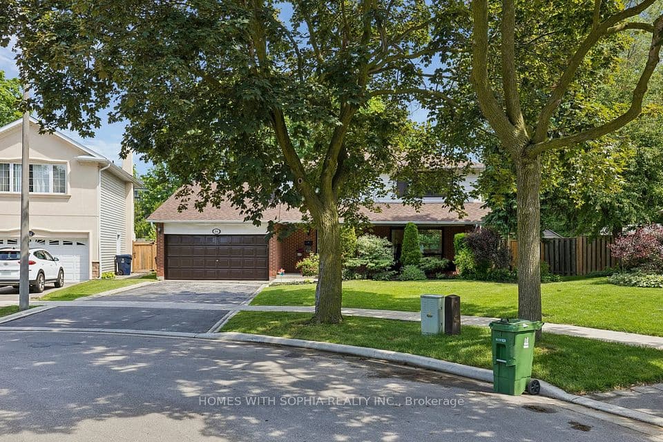34 Rustywood Drive, Toronto, ON M3A 1R8 – main photo