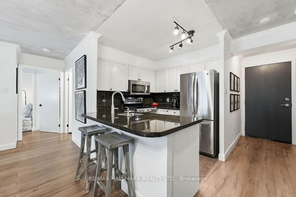 600 Queens Quay W 705, Toronto, ON M5V 3M3 – photo 2