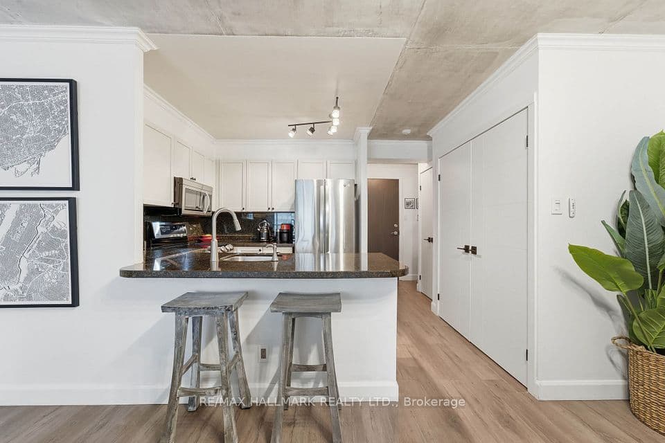 600 Queens Quay W 705, Toronto, ON M5V 3M3 – photo 3