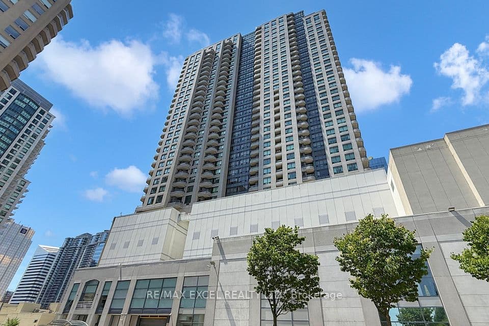8 Hillcrest Avenue 2302, Toronto, ON M2N 3N5 – photo 2