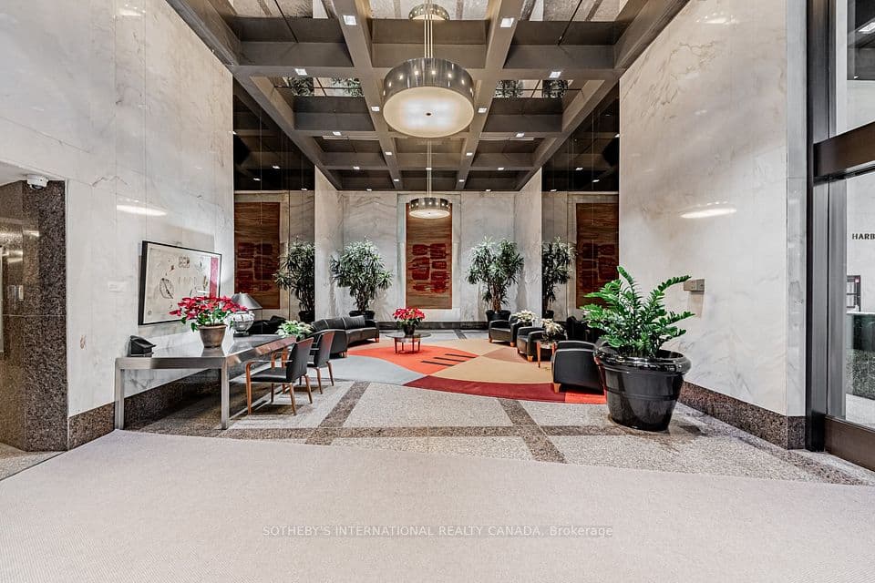 33 Harbour Square 1008, Toronto, ON M5J 2G2 – photo 3