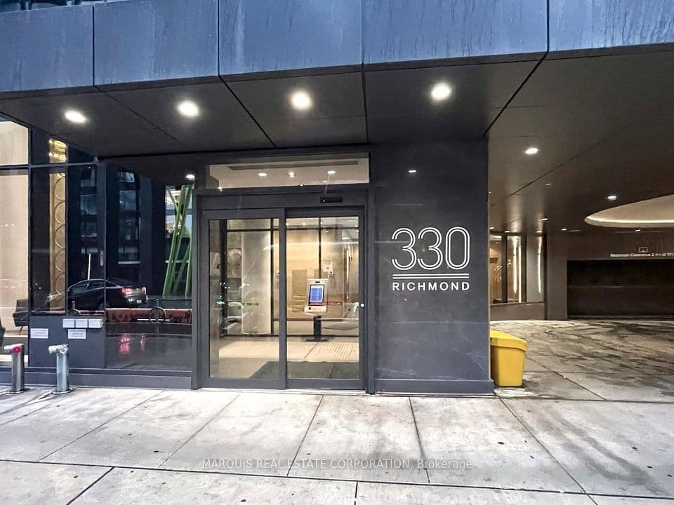 330 Richmond Street W 505, Toronto, ON M5V 0M4 – main photo