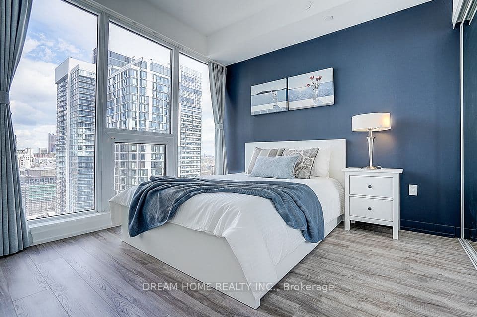 77 Shuter Street 2611, Toronto, ON M5B 0B8 – main photo