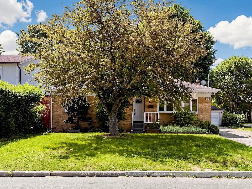 87 Combe Avenue, Toronto, ON M3H 4J6 – main photo