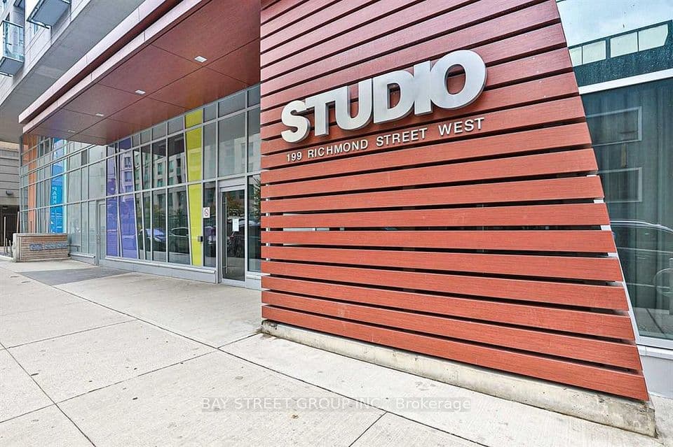 199 Richmond Street W 203, Toronto, ON M5V 0H4 – photo 3