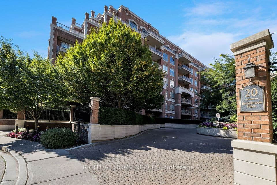 20 Burkebrook Place 306, Toronto, ON M4G 0A1 – main photo