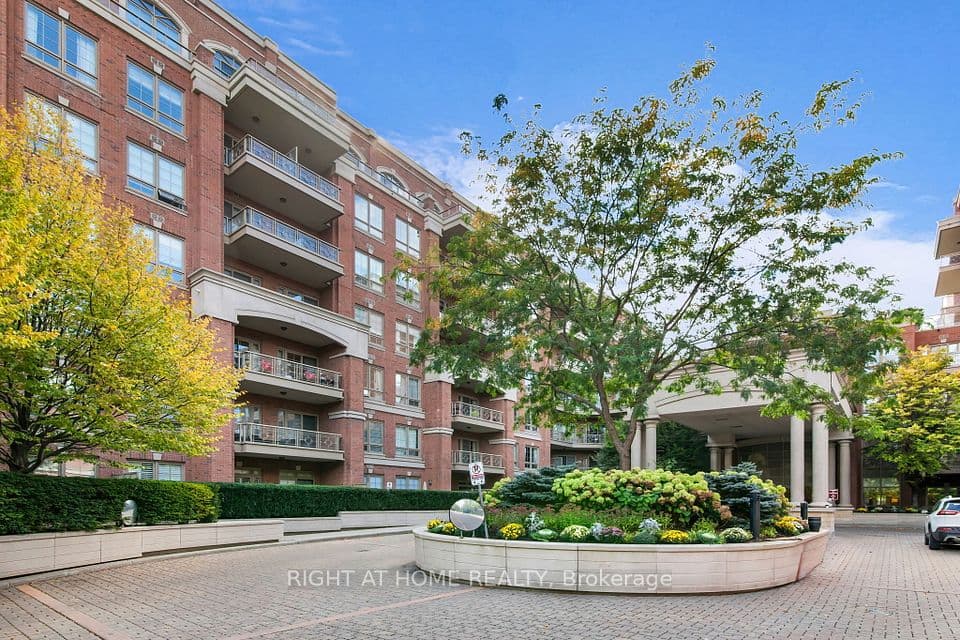 20 Burkebrook Place 306, Toronto, ON M4G 0A1 – photo 2
