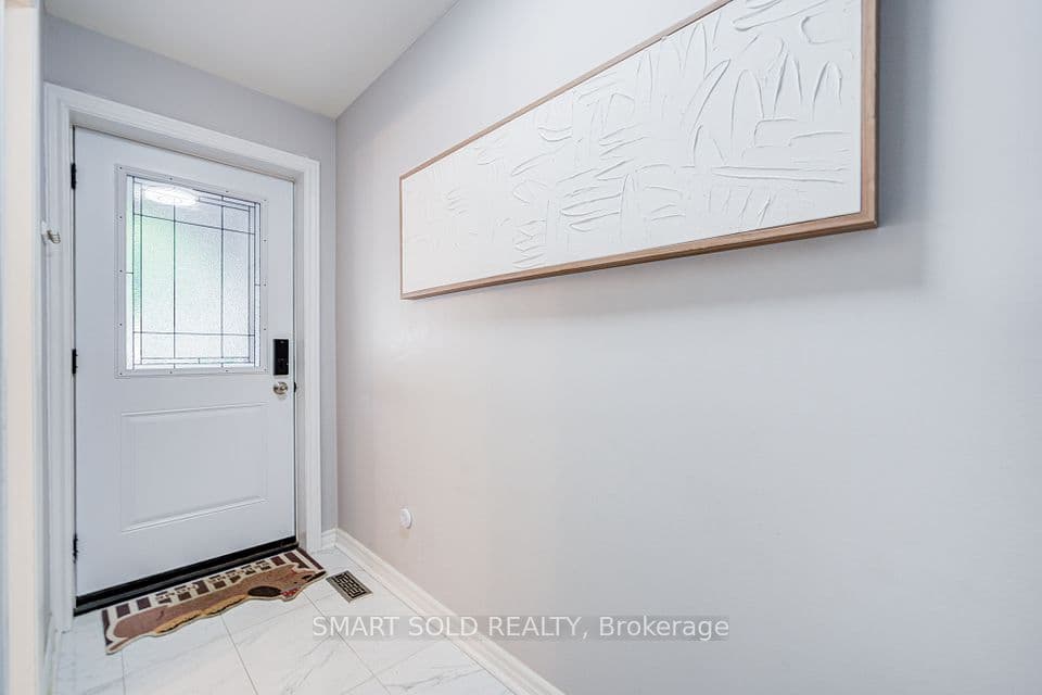 81 Rameau Drive 9, Toronto, ON M2H 1T6 – photo 2