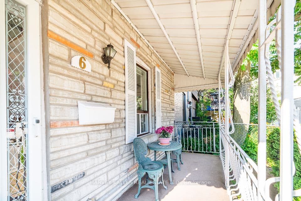6 Crocker Avenue, Toronto, ON M6J 1K5 – photo 3