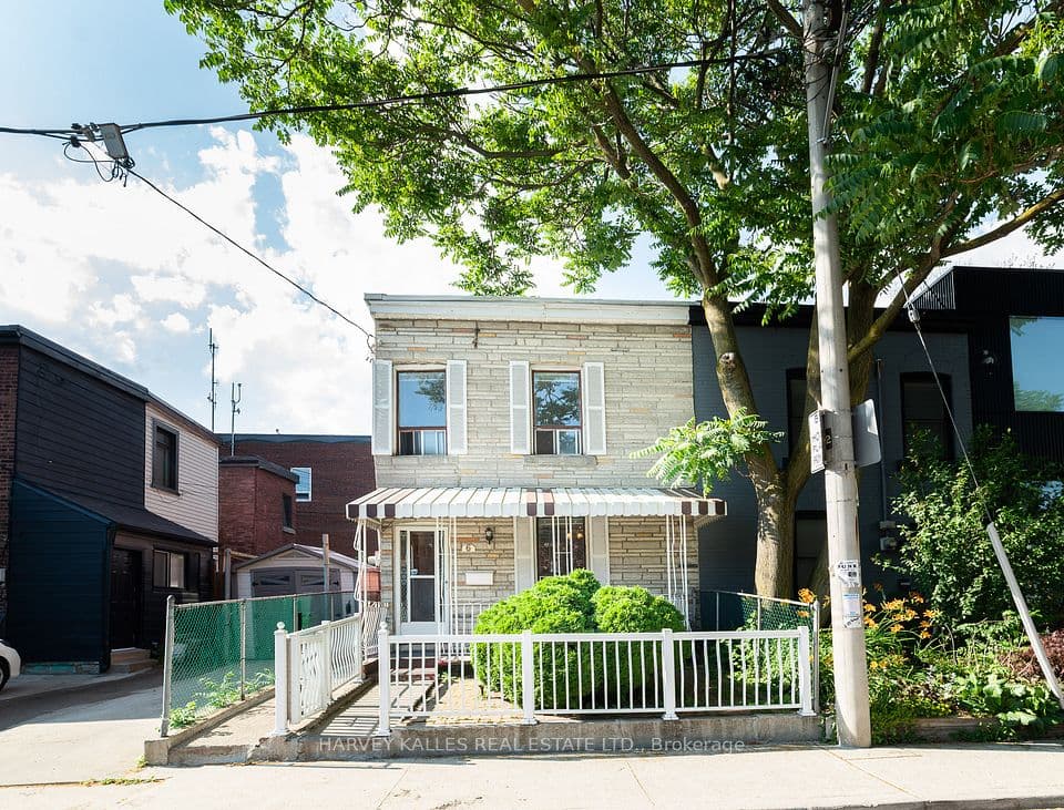 6 Crocker Avenue, Toronto, ON M6J 1K5 – photo 2