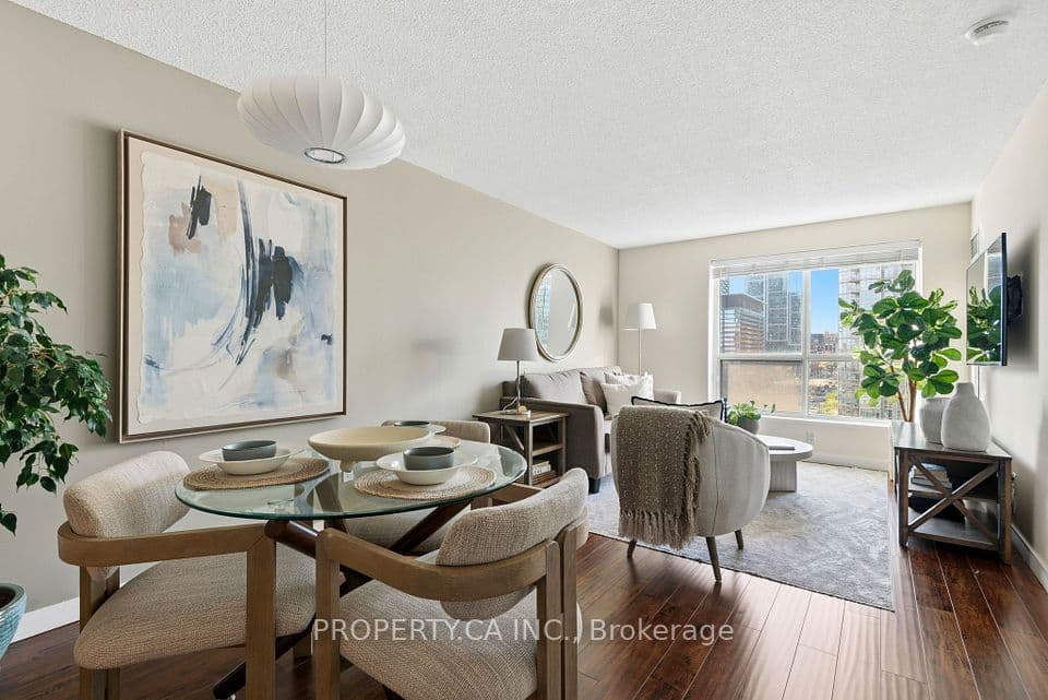 410 Queens Quay W 1105, Toronto, ON M5V 3T1 – main photo