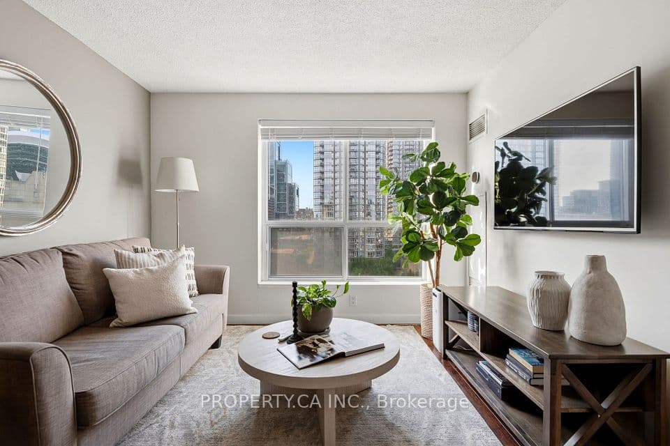 410 Queens Quay W 1105, Toronto, ON M5V 3T1 – photo 2