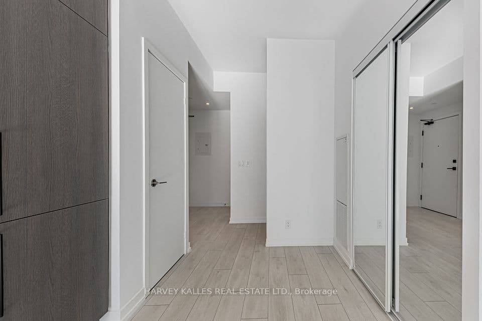 55 Mercer Street 1711, Toronto, ON M5V 3W2 – photo 3