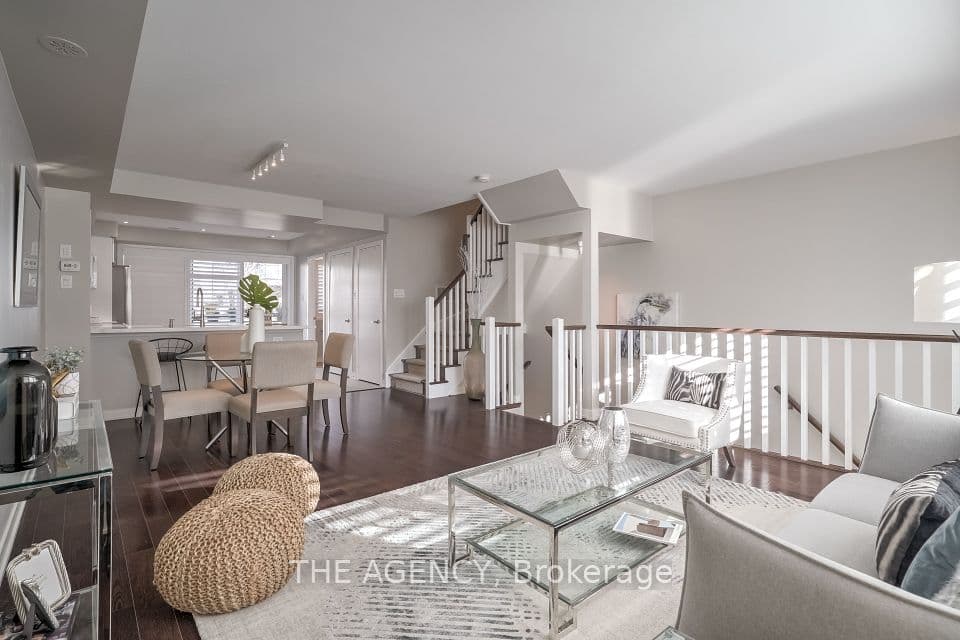 20 Cole Street, Toronto, ON M5A 0A3 – main photo