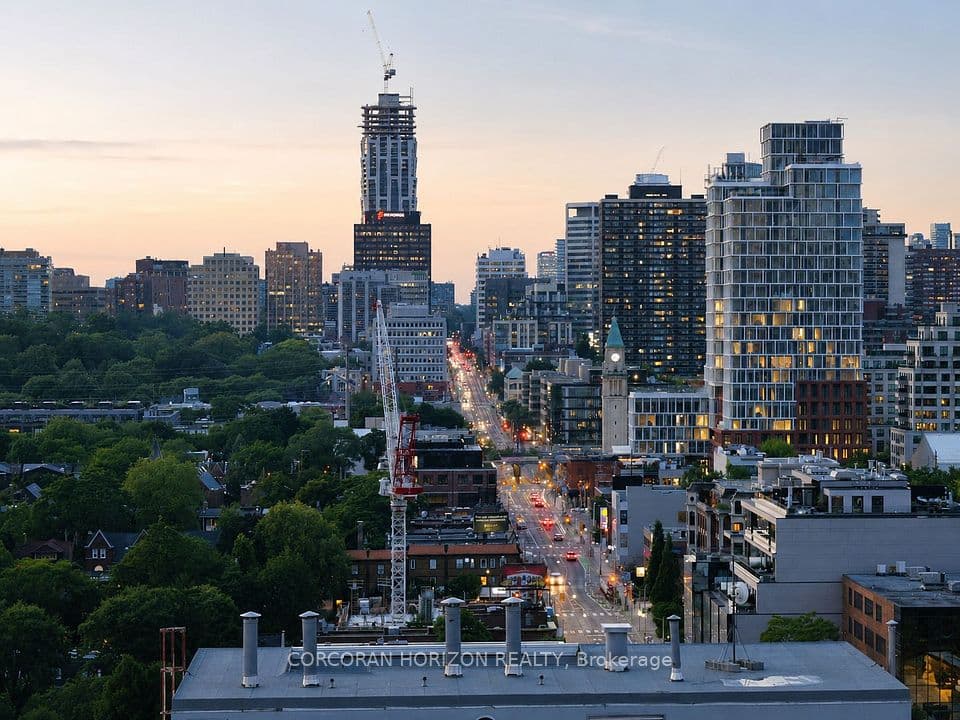 914 Yonge Street 1511, Toronto, ON M4W 3C8 – main photo