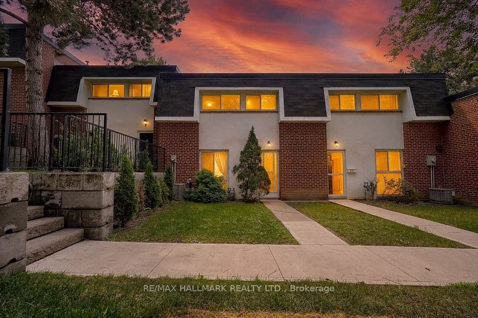 94 George Henry Boulevard 24, Toronto, ON M2J 1E7 – main photo