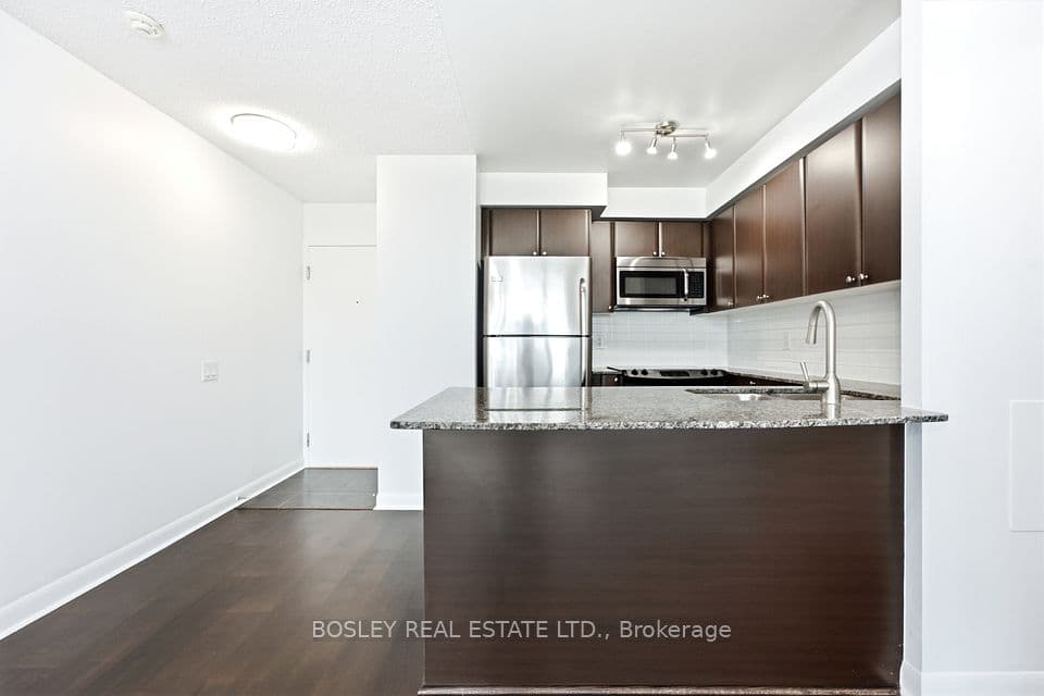 525 Wilson Avenue 633, Toronto, ON M3H 0A7 – photo 3