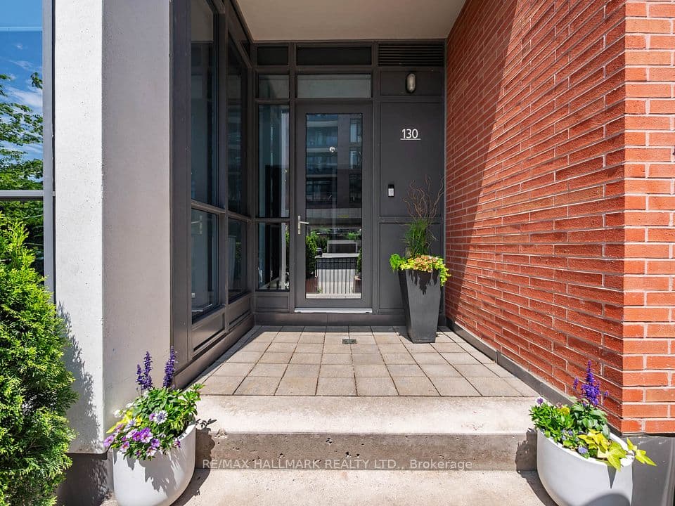 130 St David Street, Toronto, ON M5A 0C2 – photo 2