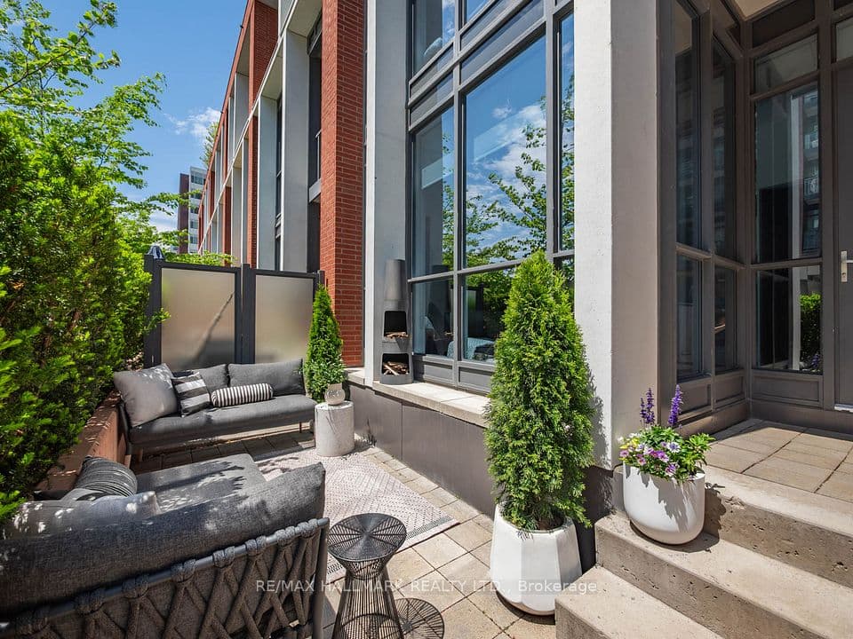 130 St David Street, Toronto, ON M5A 0C2 – photo 3