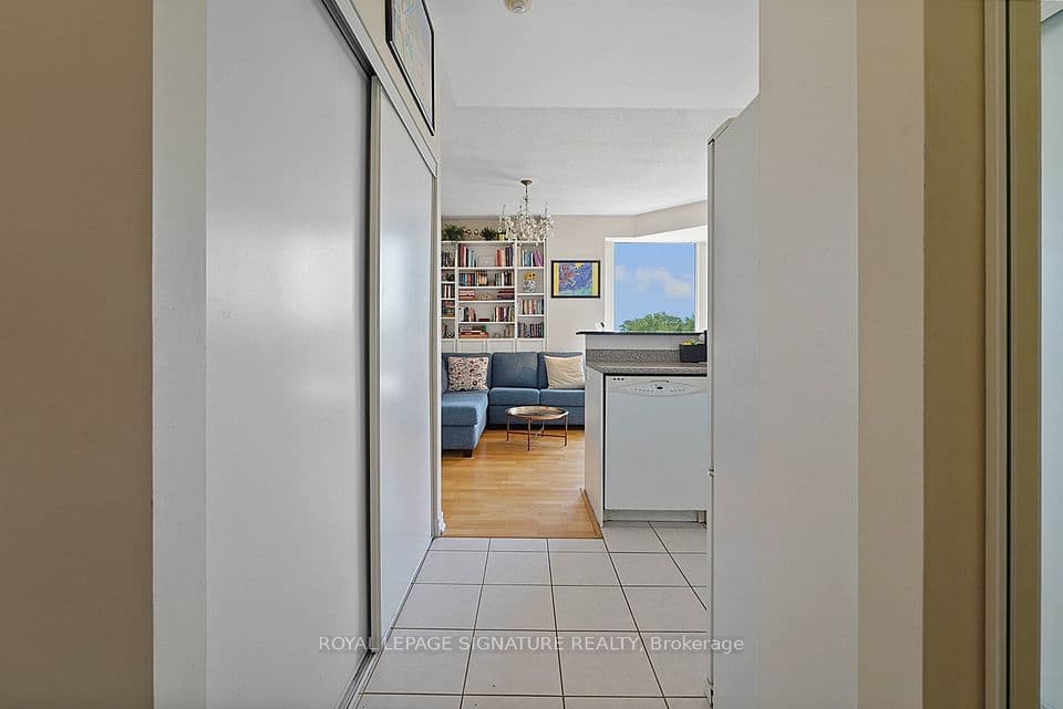 4200 Bathurst Street 514, Toronto, ON M3H 6C7 – photo 2