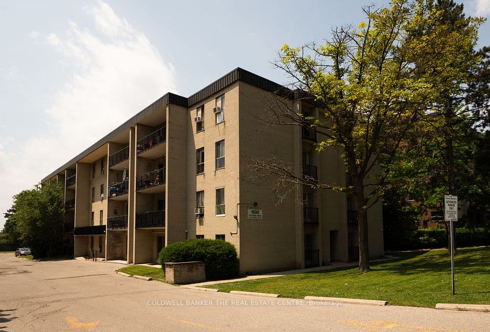 1690 Victoria Park Avenue 404, Toronto, ON M1R 1R1 – photo 2